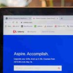 w 1 0, tags: corporate - unsplash